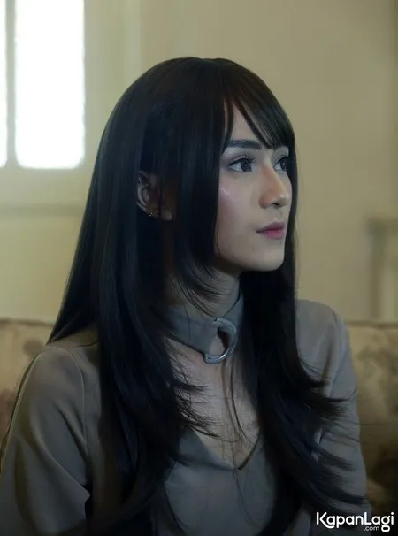 Foto Dara The Virgin