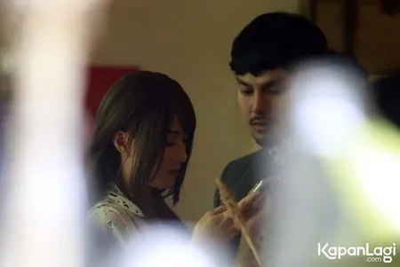 Foto Dara The Virgin