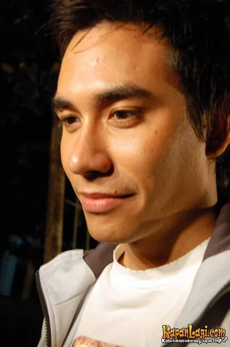 Foto Darius Sinathrya