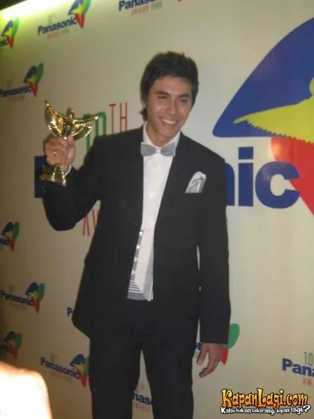 Foto Darius Sinathrya