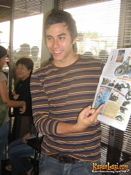 Foto Darius Sinathrya