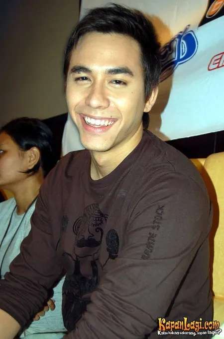 Foto Darius Sinathrya