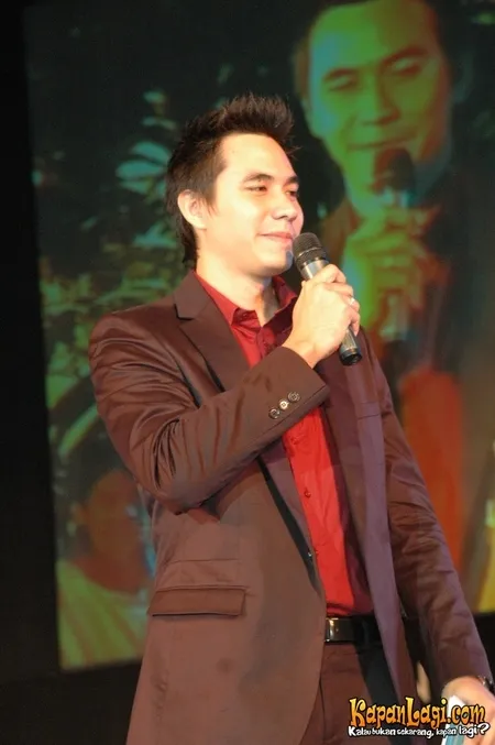 Foto Darius Sinathrya