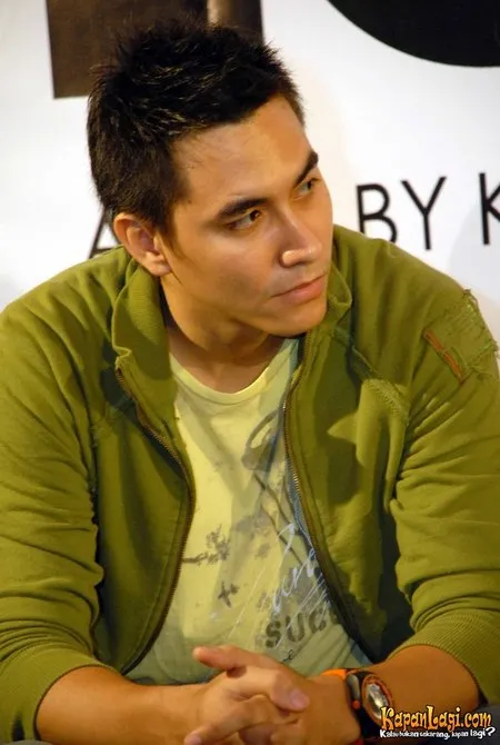 Foto Darius Sinathrya