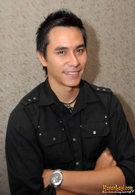 Foto Darius Sinathrya