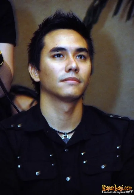 Foto Darius Sinathrya