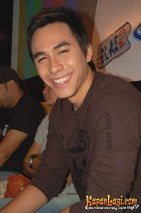 Foto Darius Sinathrya