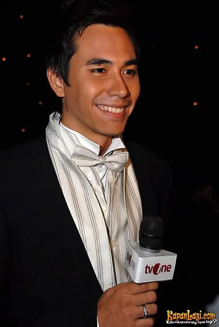 Foto Darius Sinathrya