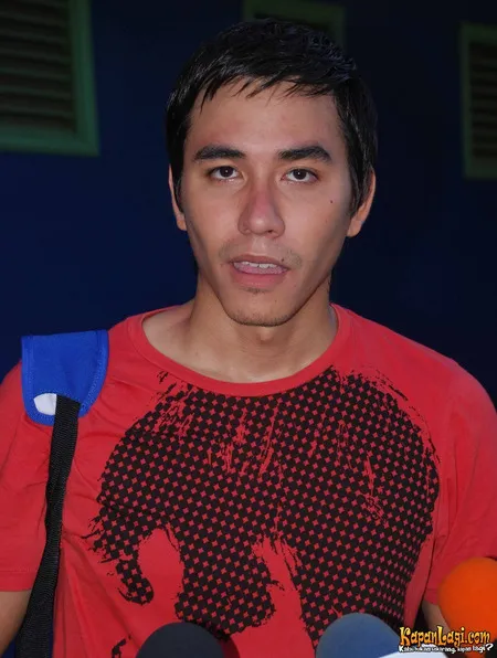 Foto Darius Sinathrya