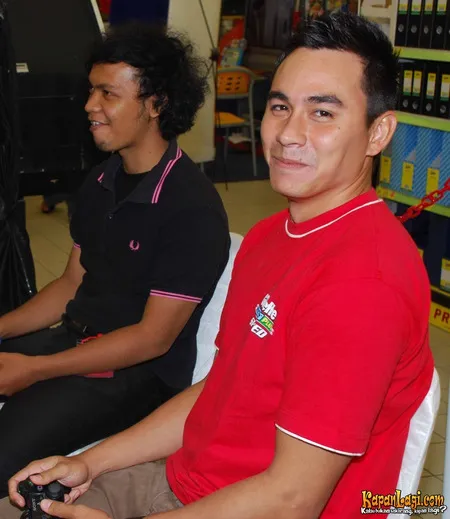 Foto Darius Sinathrya