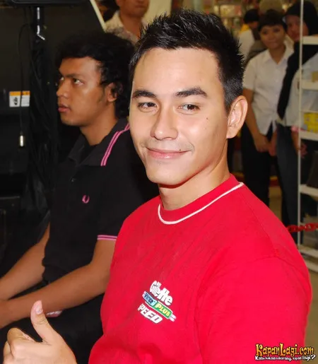 Foto Darius Sinathrya