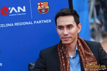 Foto Darius Sinathrya