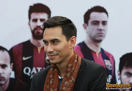 Foto Darius Sinathrya