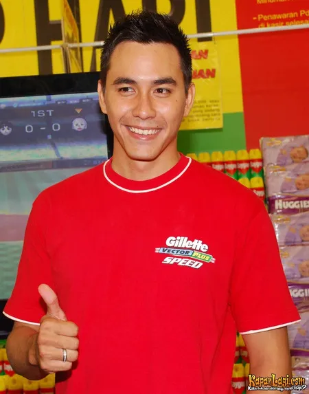 Foto Darius Sinathrya