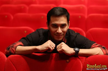 Foto Darius Sinathrya