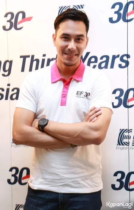 Foto Darius Sinathrya