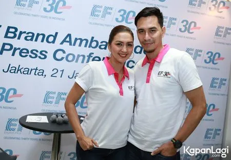 Foto Darius Sinathrya