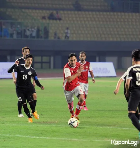 Foto Darius Sinathrya