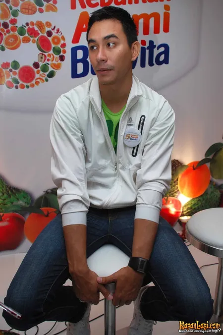 Foto Darius Sinathrya