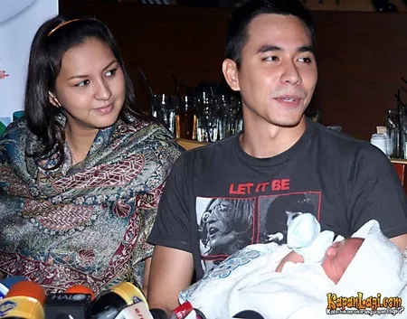 Foto Darius Sinathrya