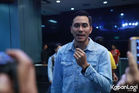 Foto Darius Sinathrya