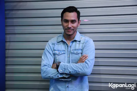 Foto Darius Sinathrya