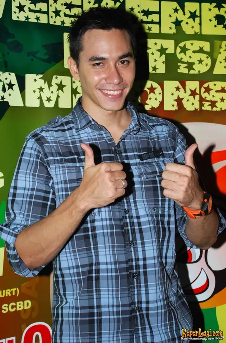 Foto Darius Sinathrya