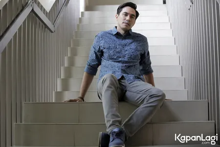 Foto Darius Sinathrya