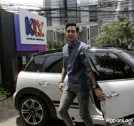 Foto Darius Sinathrya