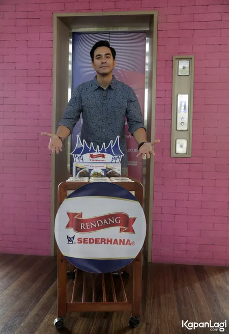 Foto Darius Sinathrya