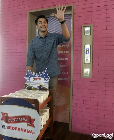 Foto Darius Sinathrya