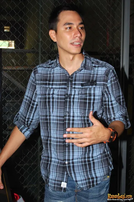 Foto Darius Sinathrya