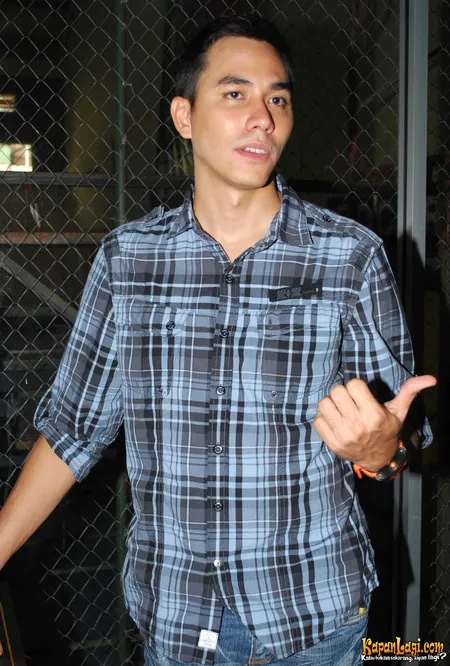 Foto Darius Sinathrya