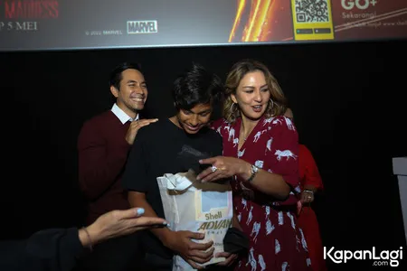 Foto Darius Sinathrya