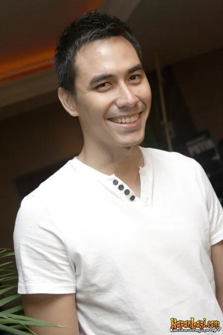 Foto Darius Sinathrya