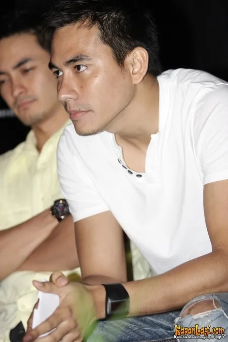 Foto Darius Sinathrya