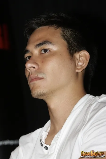 Foto Darius Sinathrya