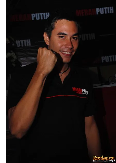 Foto Darius Sinathrya