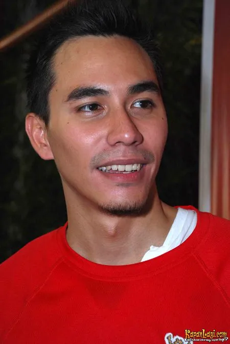 Foto Darius Sinathrya