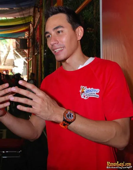 Foto Darius Sinathrya