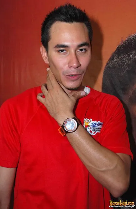 Foto Darius Sinathrya