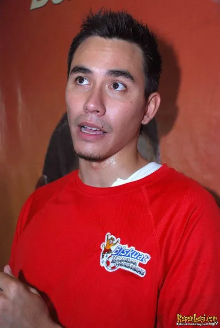 Foto Darius Sinathrya