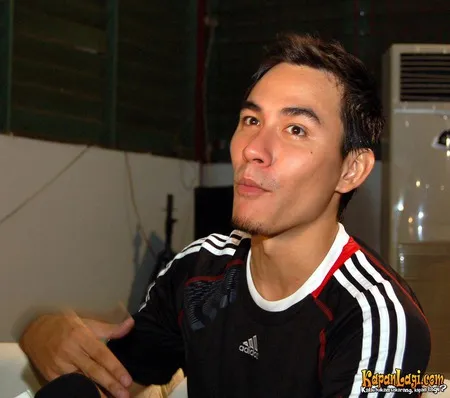 Foto Darius Sinathrya