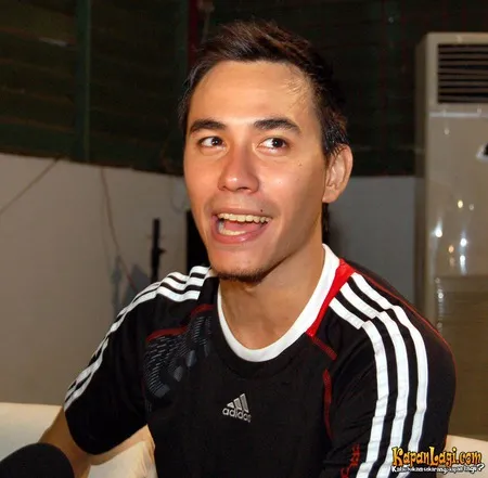 Foto Darius Sinathrya