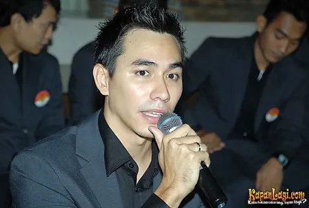 Foto Darius Sinathrya