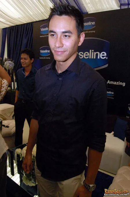 Foto Darius Sinathrya