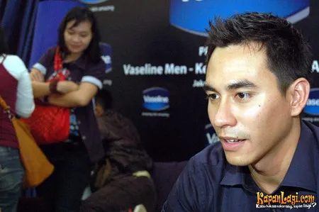 Foto Darius Sinathrya