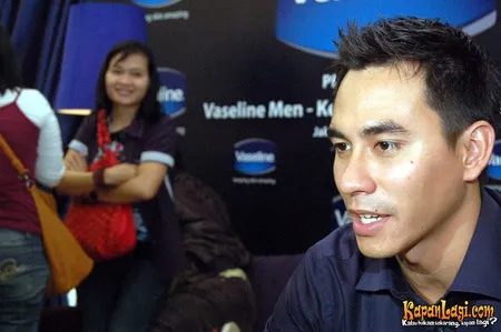 Foto Darius Sinathrya