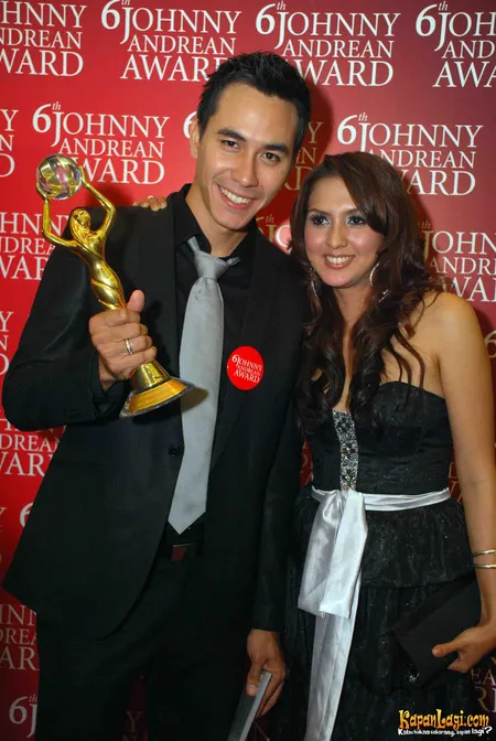 Foto Darius Sinathrya