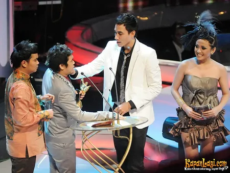 Foto Darius Sinathrya